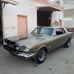 1965 Ford Mustang