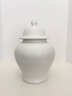 13” x 8.5” White Lidded Decorative Vase / Ginger Jar / Canister