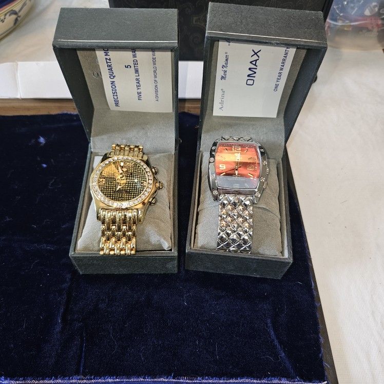 watches. Need BATTERY. All Like New. Make Offeron Witch Ones YOU WANT