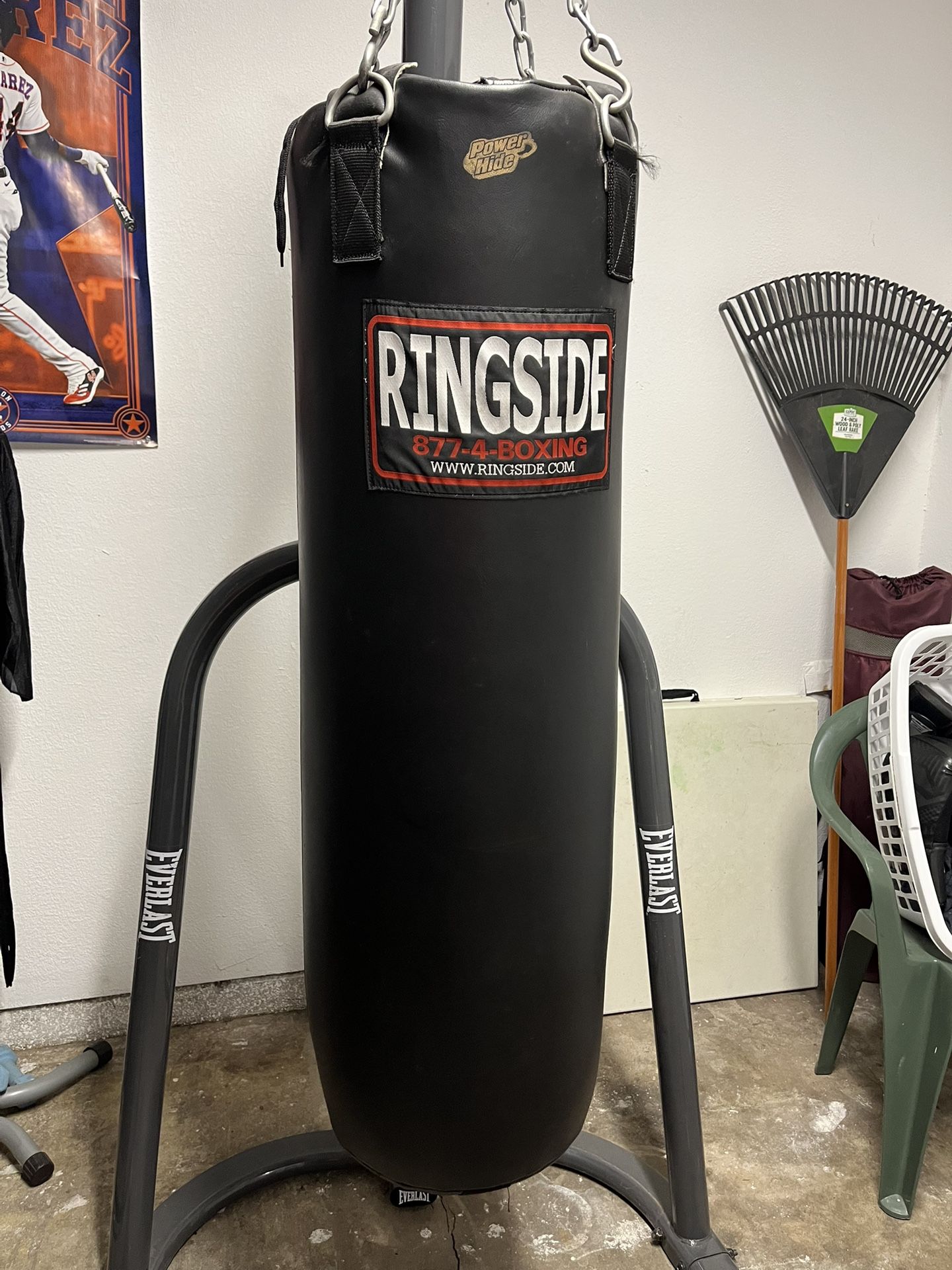 100 Lb Punching Bag With Stand