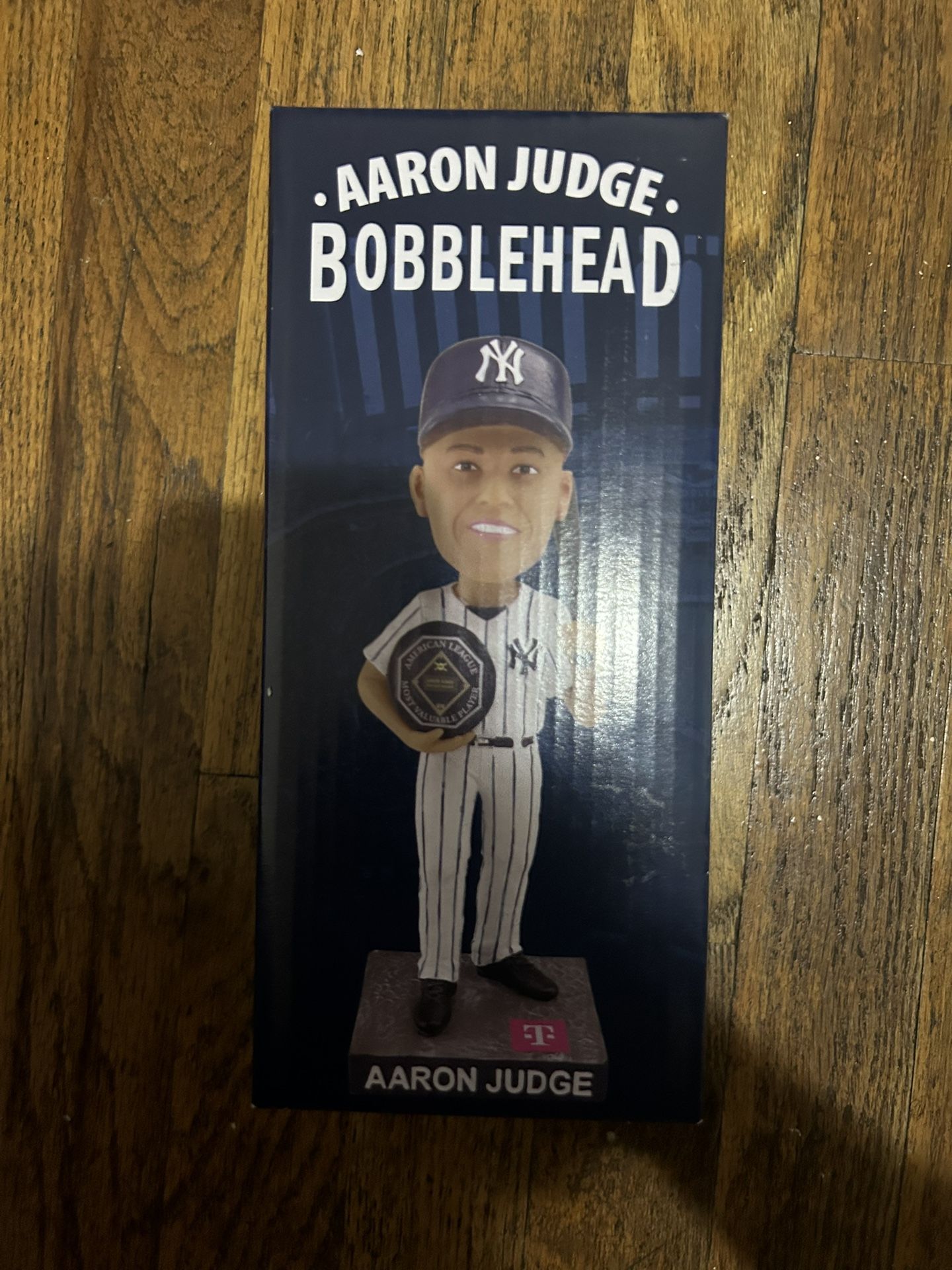 2025 LIMITED EDITION YANKEE BOBBLE HEAD