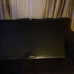 46 Inch Samsung TV