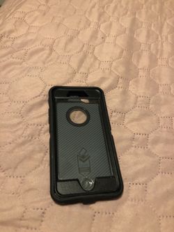 Otter box defender series phone case iPhone 7 and iPhone 8