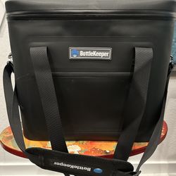 Bottlekeeper Portable Cooler