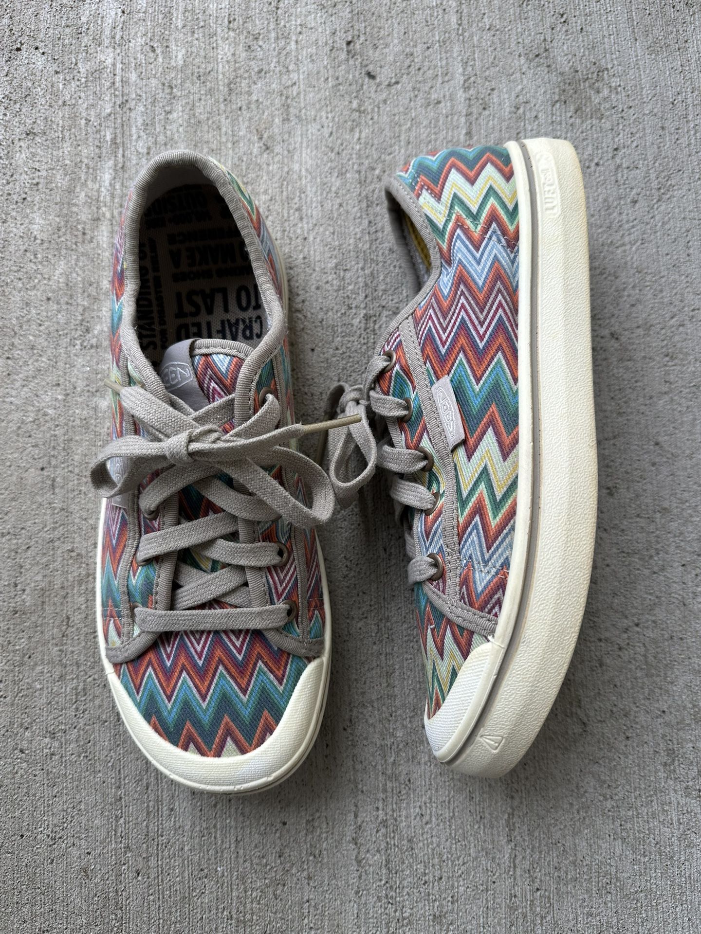 Keen Women's Elsa Chevron/Star White Sneakers 1026104 Size 8