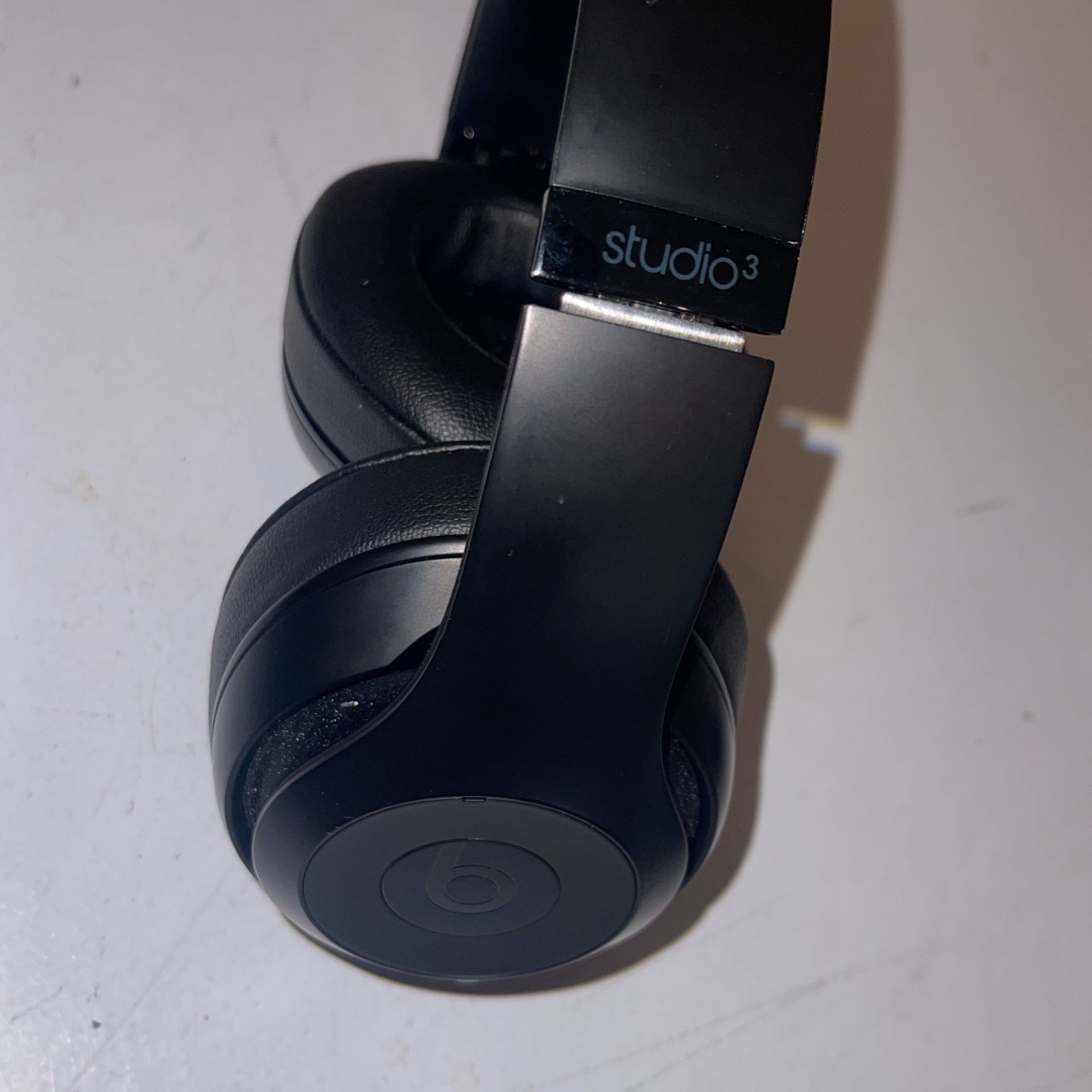 Beats Studio 3