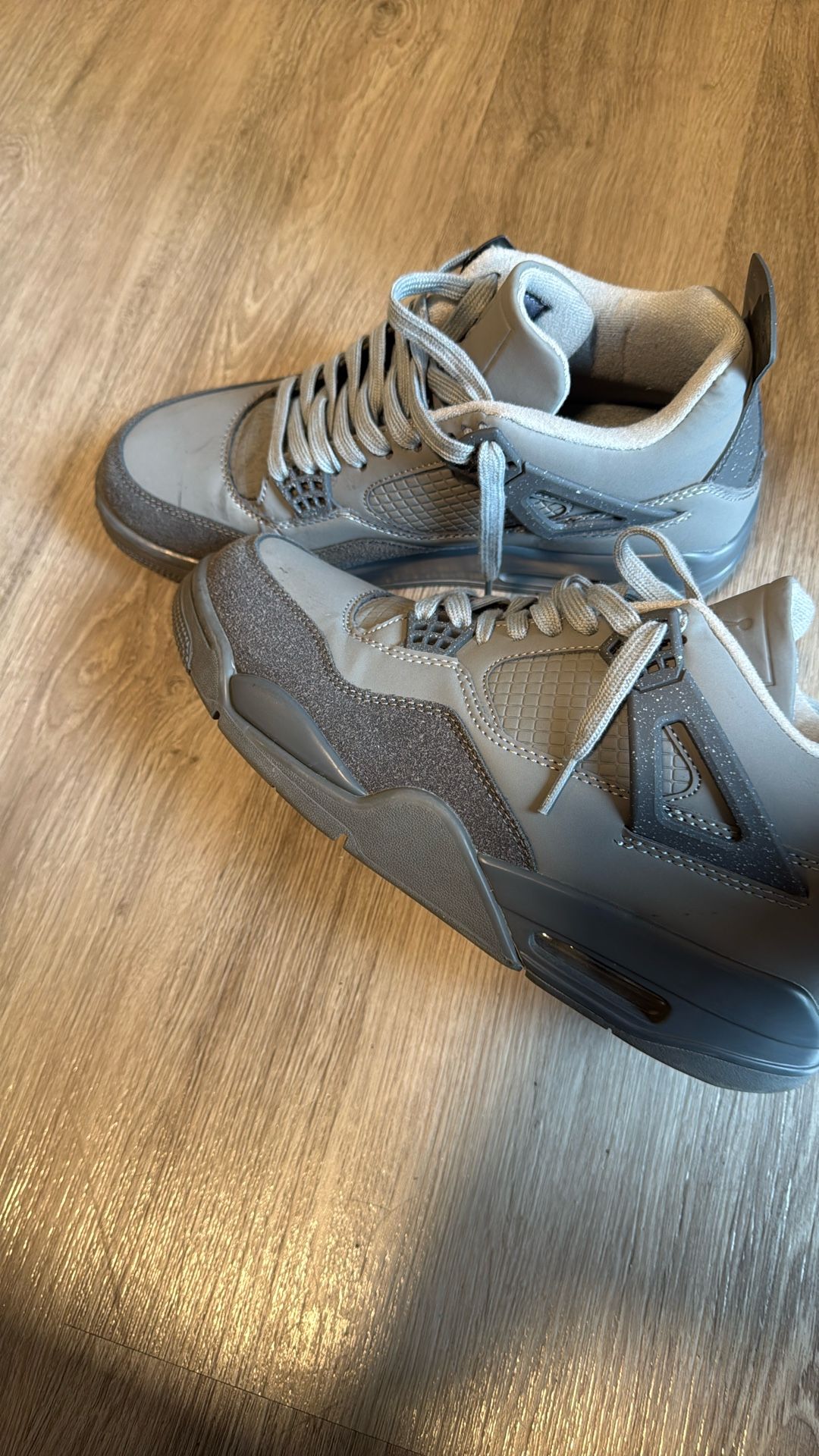Jordan 4s