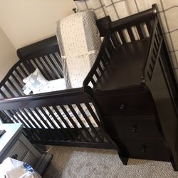 All Wood Baby Crib W Side Hutch/ Changing Table