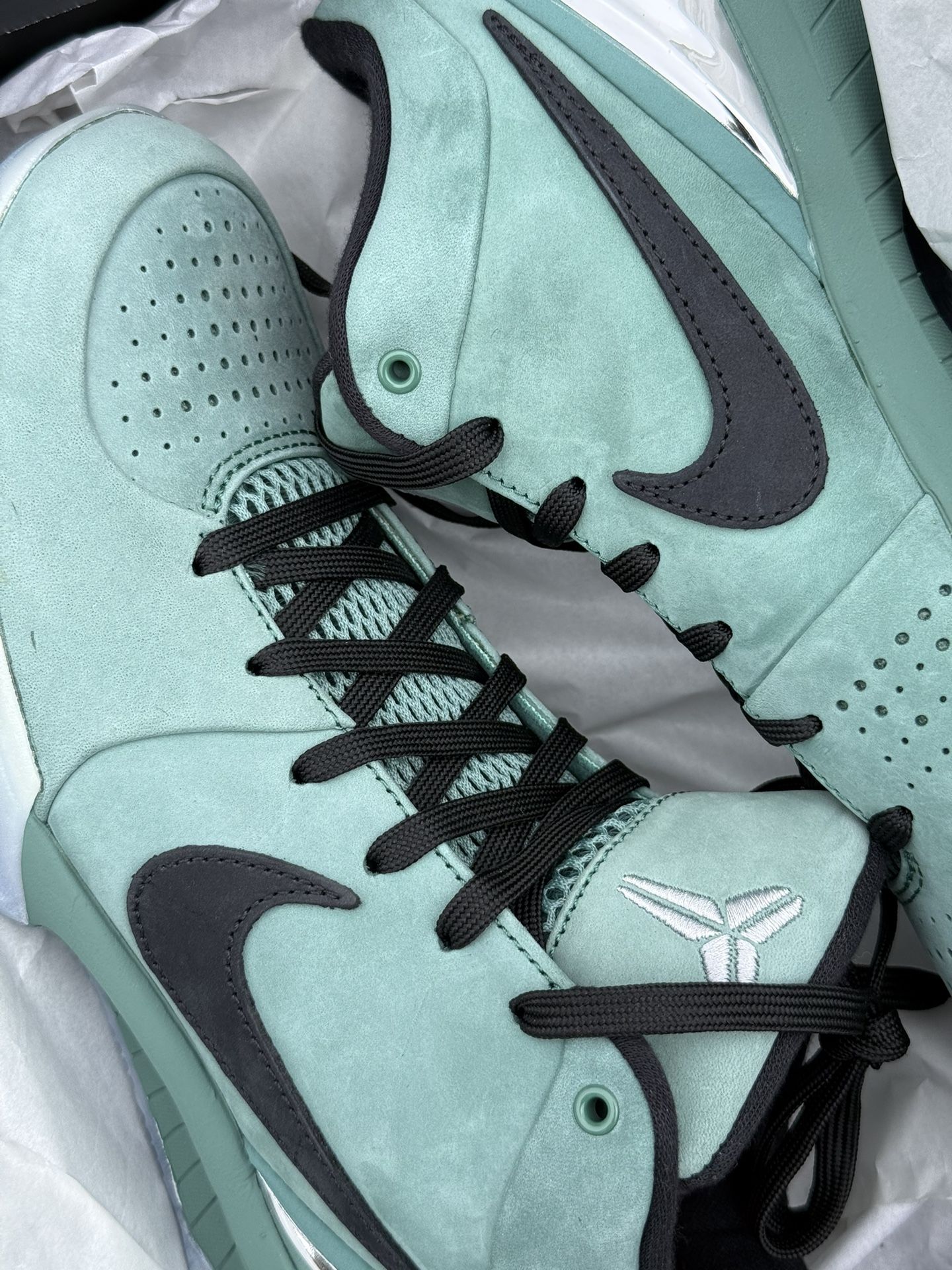 Kobe 4 Girl Dad Men Size 9.5 display picture 2