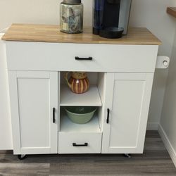 Portable Island Cabinet