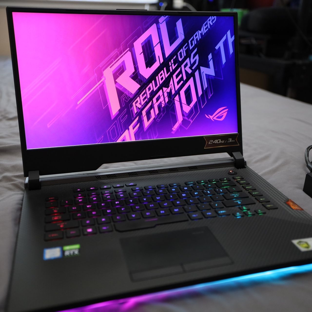 ASUS ROG Strix Scar III Gaming Laptop