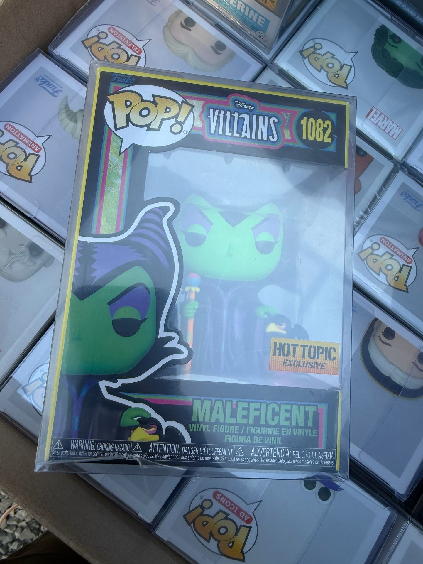 Funko Pop! Disney Villains #1082 Maleficent Black Light Special