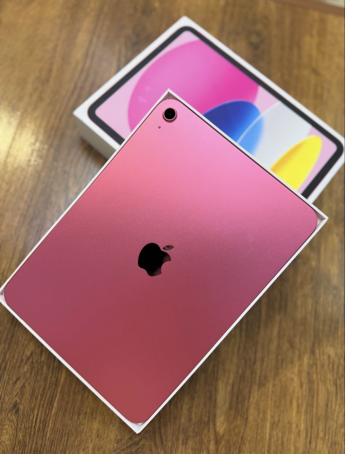 Apple iPad 10th Generation Pink