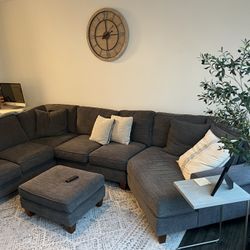 Harvey’s Sectional Couch (grey)  With Ottoman 