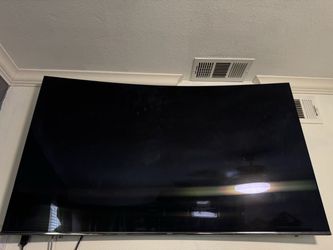 Samsung 65 in  Curved Tv