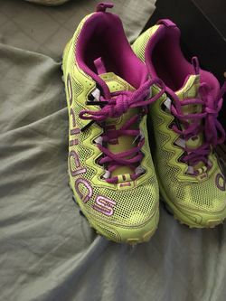 Adidas size 7 1/2