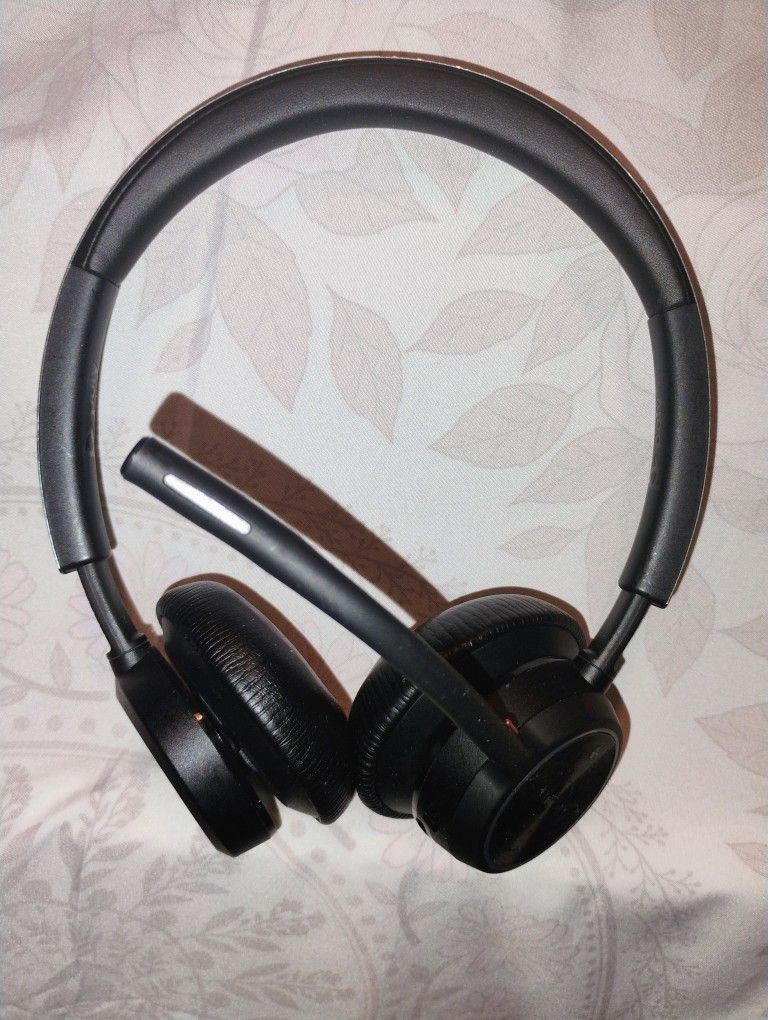 Poly Voyager 4320 USB-C Headset