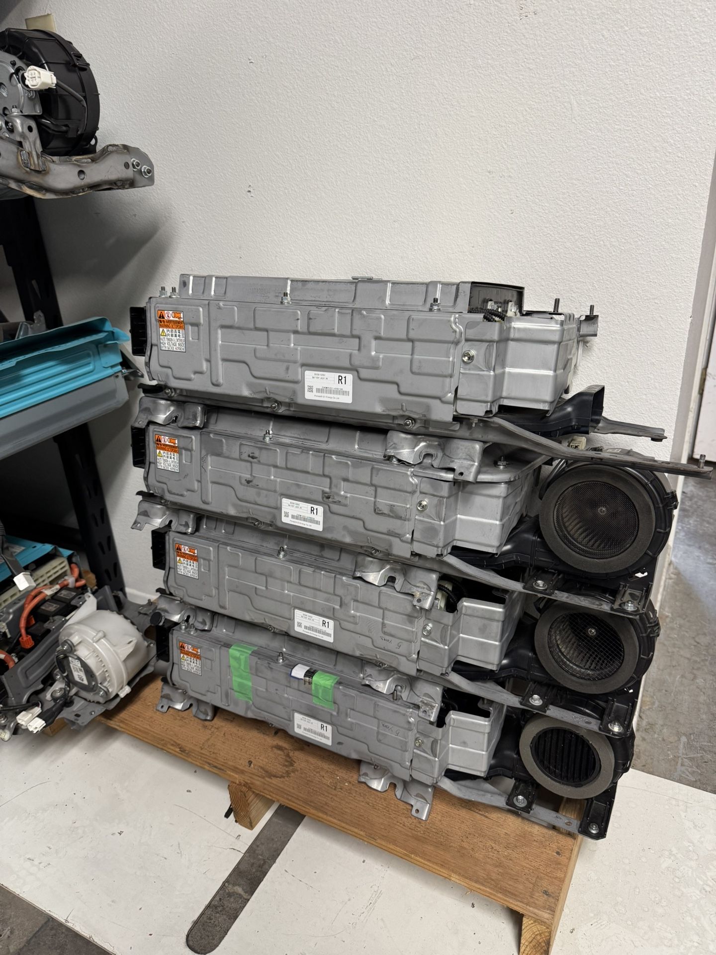 Prius C Hybrid battery - Full capacity- Like new- 24 months warranty