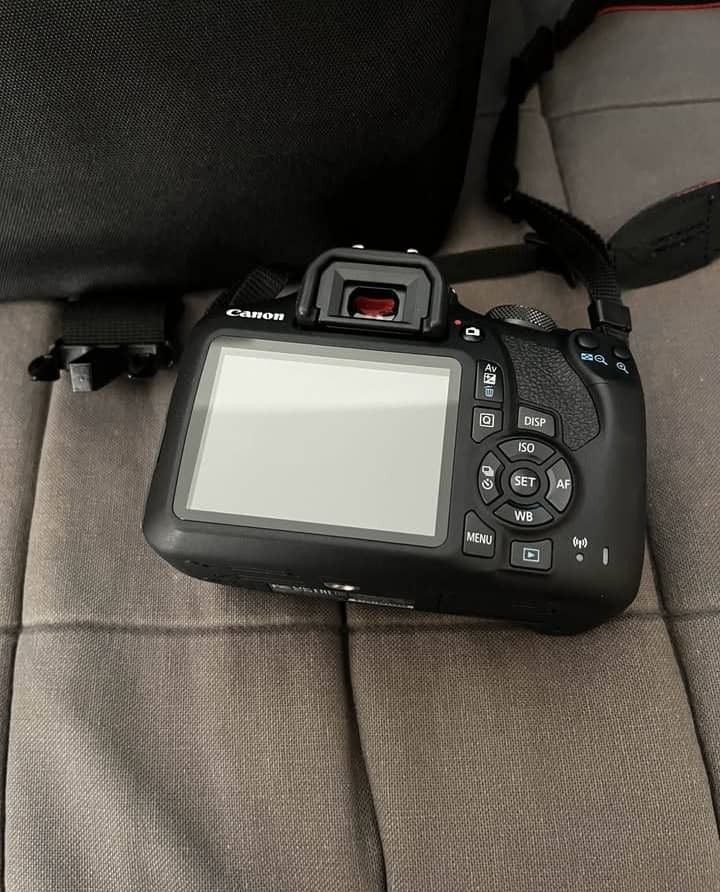 Canon EOS Rebel T7 DSLR Camera