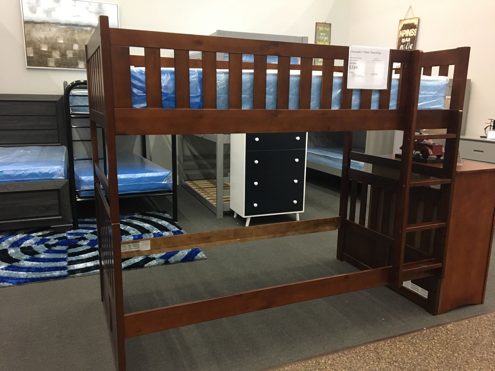 NEW! TWIN//TWIN BUNK BED