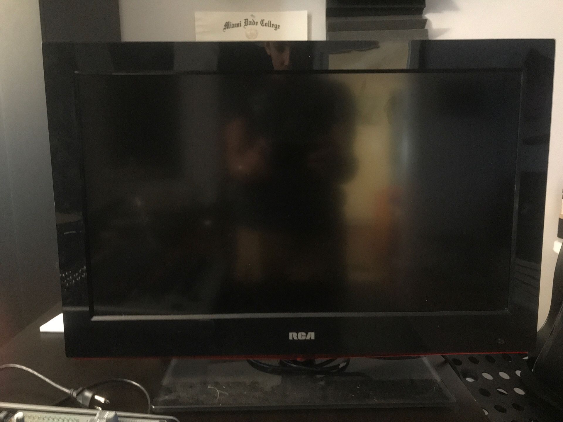 RCA 26’’ LCD HDTV DVD Combo