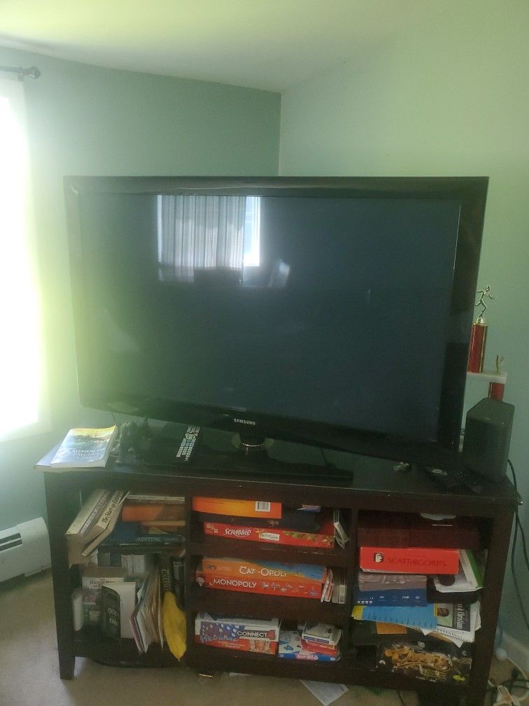 4 Ft Samsung Tv