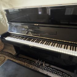 Yamaha U-1 48” Upright Piano With Matching Bench