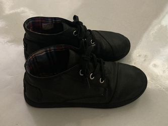 Kids TOMS Leather Black Shoes Size 3