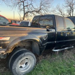 1999 Ford F-350 7.3 Diésel Part Out