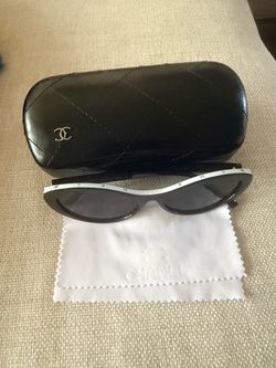 Chanel Cat-Eye Sunglasses with Case