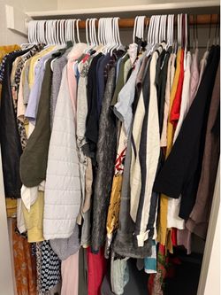 Bulk Lot Women’s Clothes