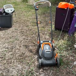 Lawnmower 