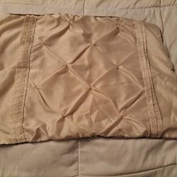 Madison Park Pillow Sham Standard Size  Cream & Gray 😍