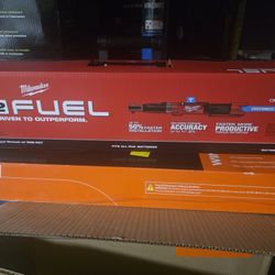 Milwaukee M12 FUEL ONE-KEY  Brushless Cordless 3/8 in. Digital Torque Wrench