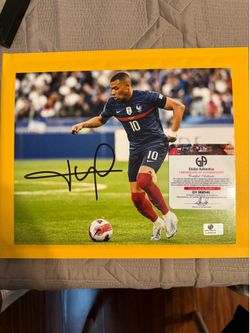 Kylian Mbappe France Signed Soccer Photo Global Authentics COA GV968546