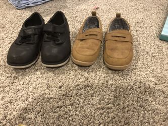Boy shoes size 10