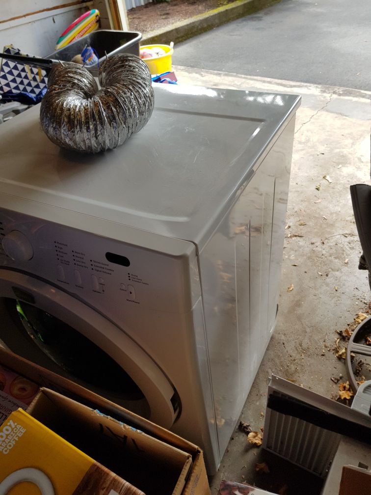 Frigidaire Affinity Front-loading Dryer