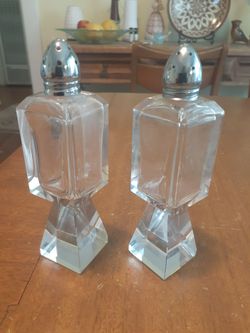 Crystal salt shakers and various kitchen items