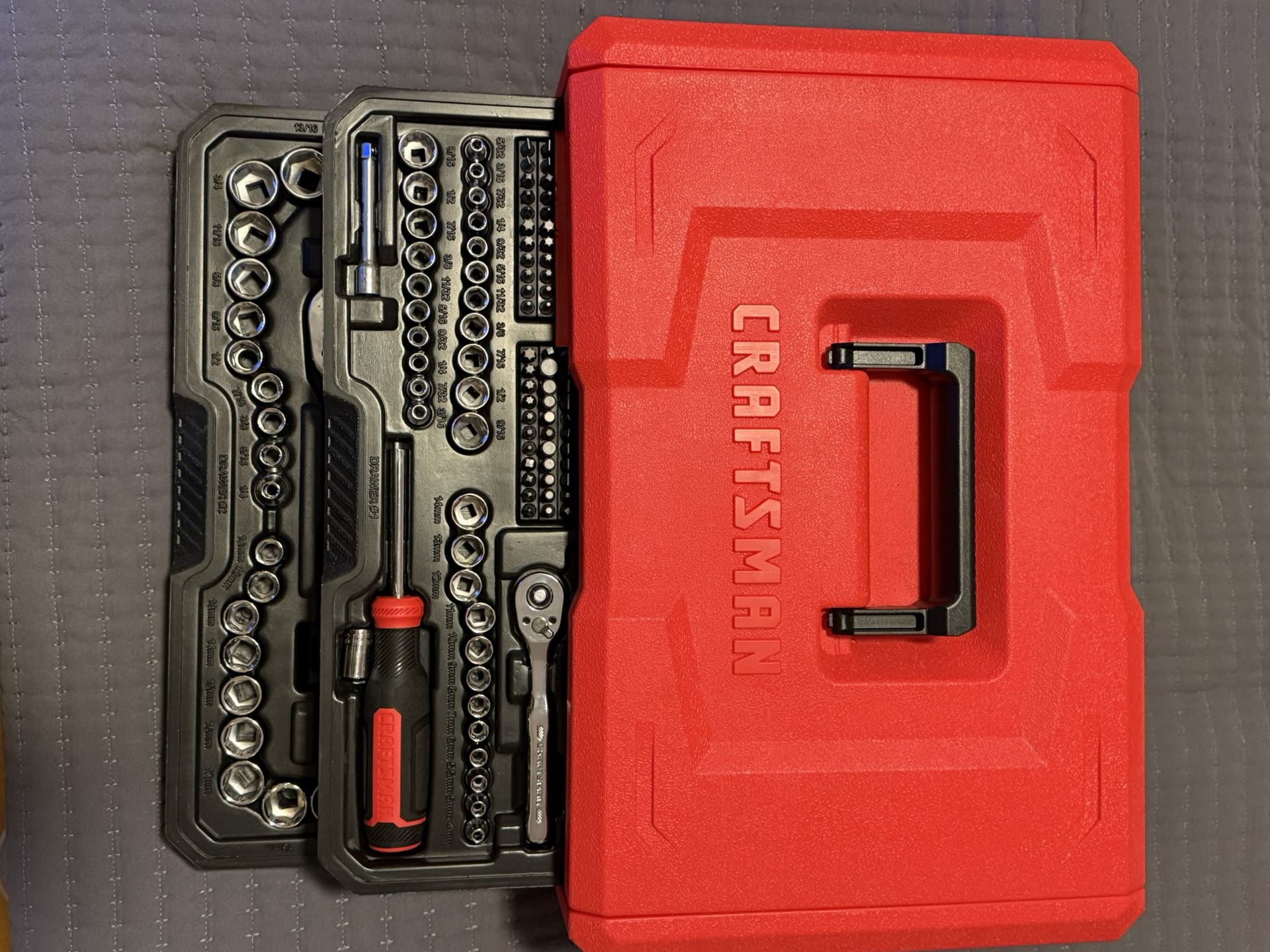 Craftsman 1/4 & 3/8 & 1/2 in. drive SAE Mechanic's Tool Set 256 pc