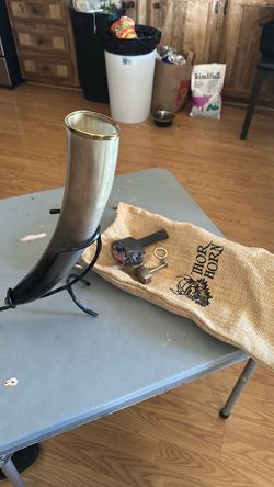 Hor Horn Viking Drinking Horn with Stand