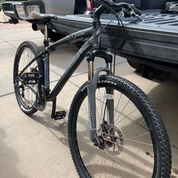 Hard rock Mountainbike