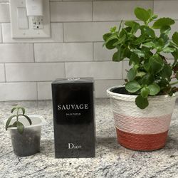 🔥 Dior Sauvage EDP – Exclusive Holiday Offer! 🔥