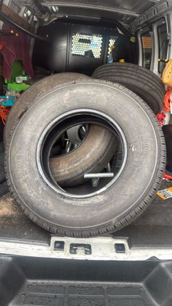 245/75/16 Bridgestone