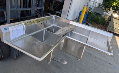 Clearance NSF Corner Sink 3 Compartment 105427L0609