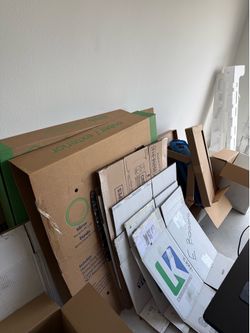 Boxes, 1 TV Box , pet/child gate , plastic organizer