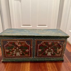 Antique Vintage Trunk