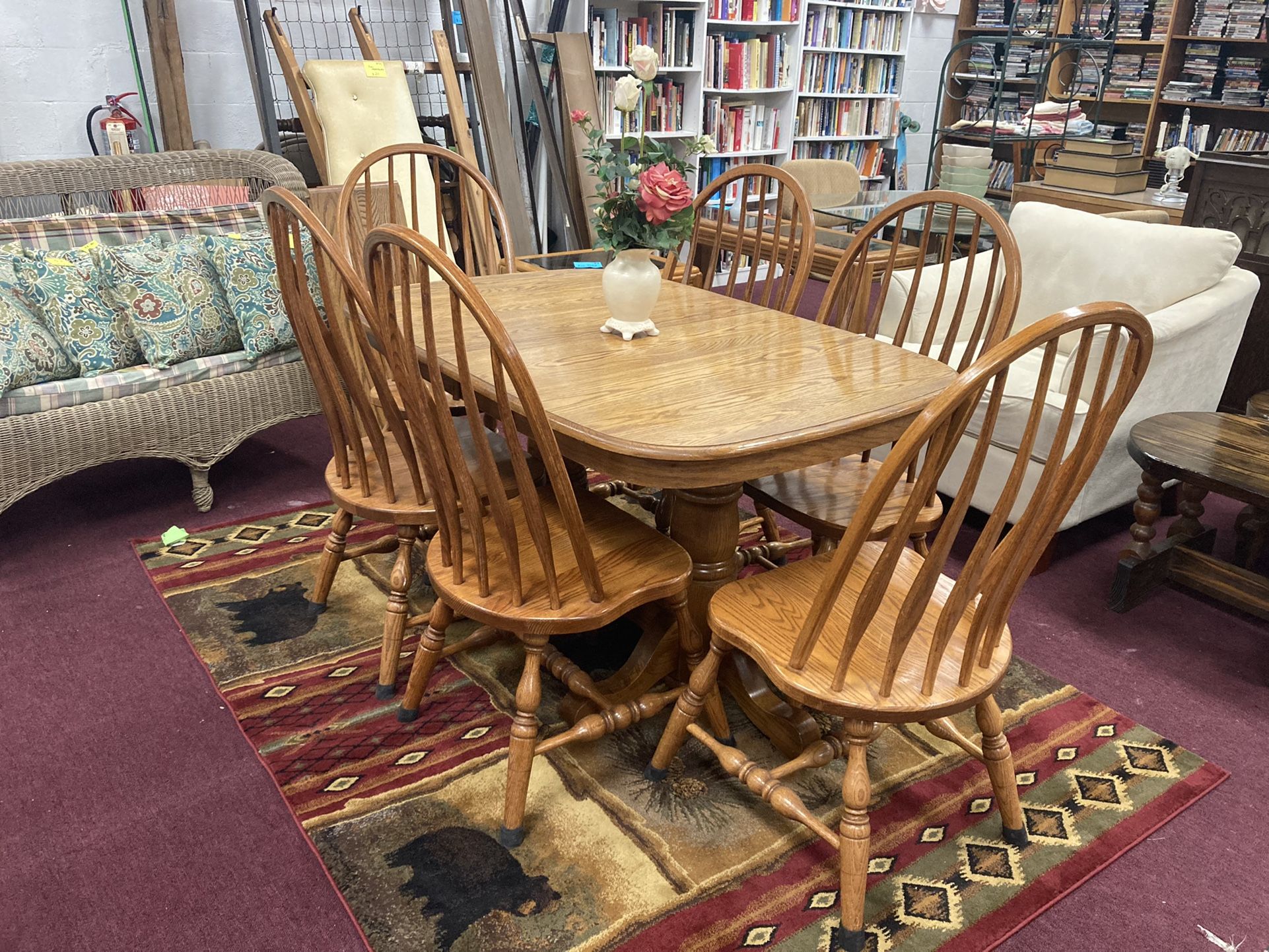 Oak Table And Chairs 