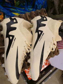 Soccer cleats