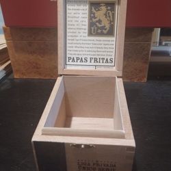 Liga Privada Papa Fritas Cedar Cigar Box