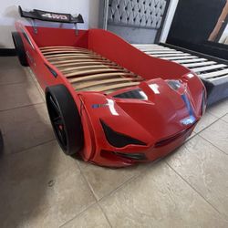 Twin Card Beds 40 Down